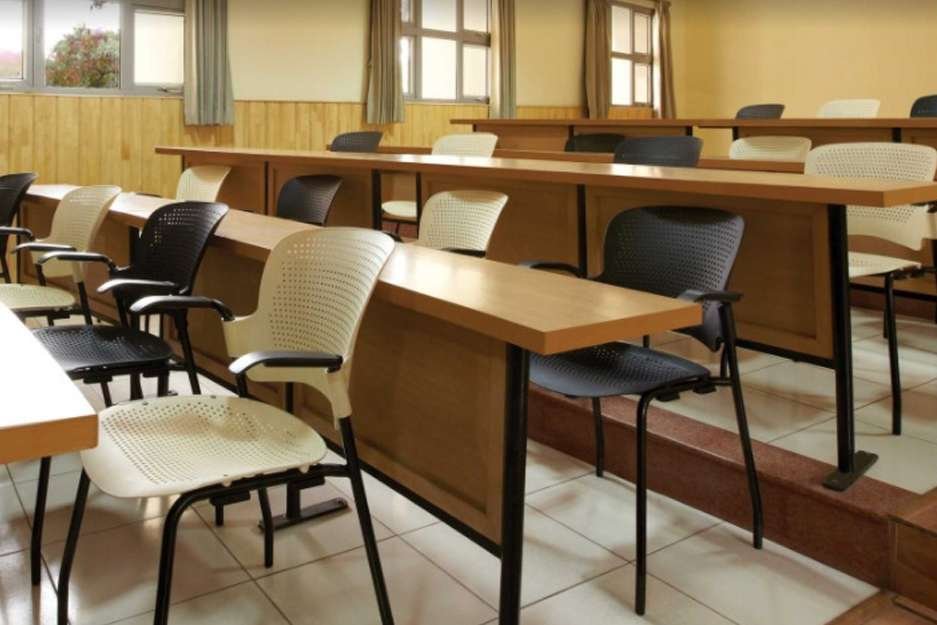 Effective & Durable Furniture in Classroom Still Matter